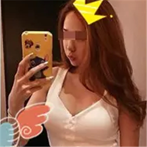 自體脂肪隆胸手術(shù)四個月了，曬曬恢復(fù)前后對比的果照片~