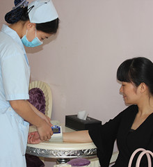 真人記錄了硅膠隆隆鼻整形手術(shù)前后過程，大家進(jìn)來看看吧!