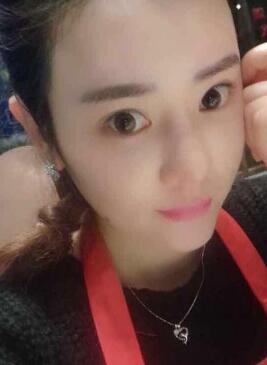 自體脂肪豐太陽(yáng)穴一個(gè)月了