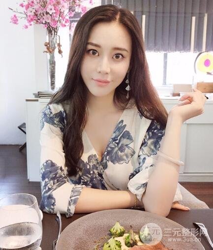 深圳蘭喬醫(yī)院假體隆胸和副乳切除圖片案例