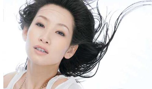 秦海璐割完雙眼皮 單眼皮驚人變大