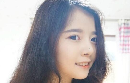 硅膠隆鼻手術(shù)圓了我高鼻梁的夢