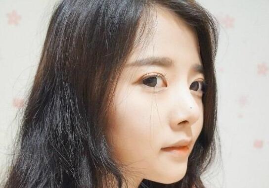 硅膠隆鼻手術(shù)圓了我高鼻梁的夢