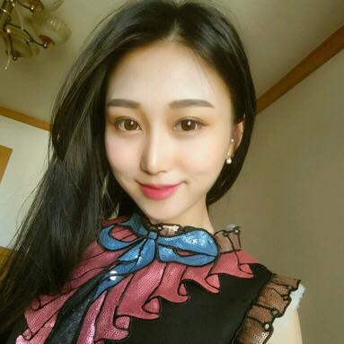 上海澳雅鼻小柱鼻中隔延長+耳軟骨鼻尖2個(gè)月的照片