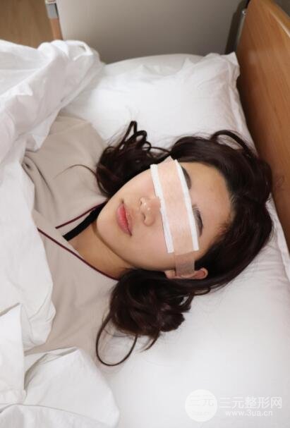 手術(shù)當(dāng)天