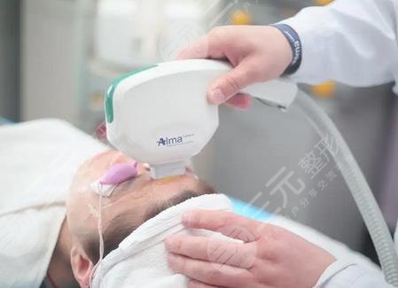 光子嫩膚醫(yī)生