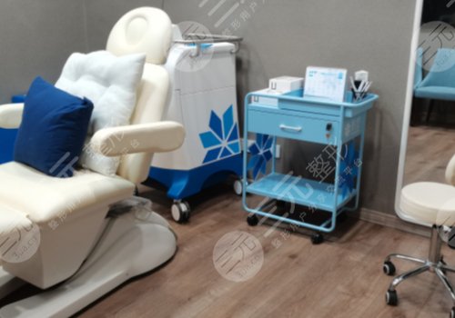 張殿祥雙眼皮修復(fù)案例