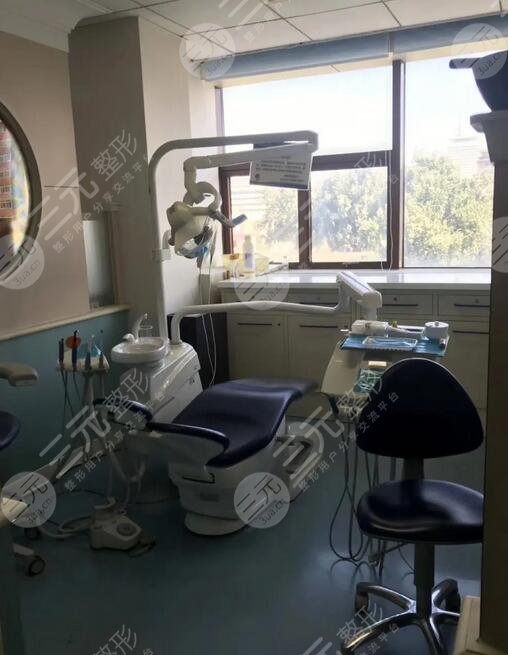 武漢大學(xué)口腔醫(yī)院種植牙多少錢一顆?